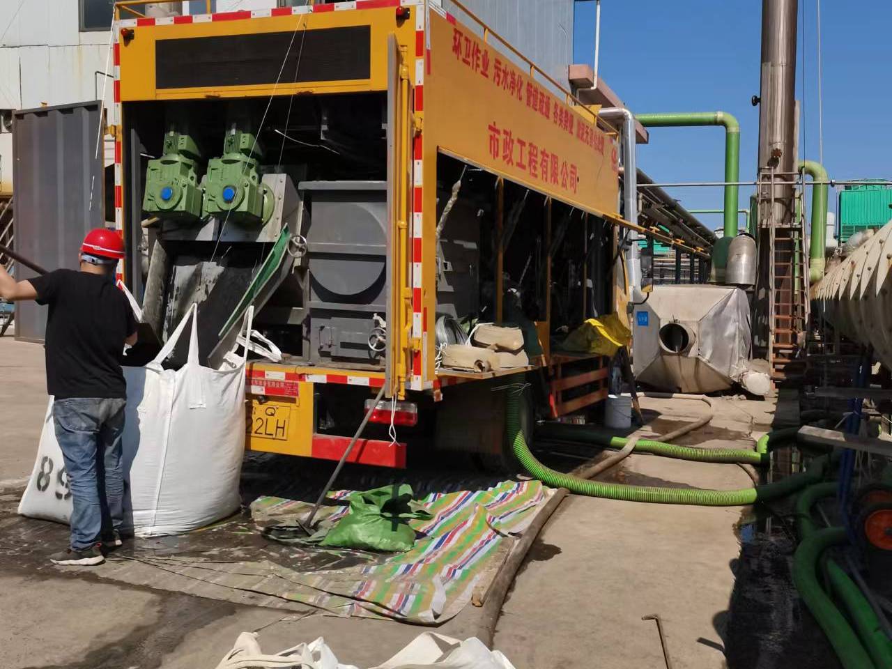 鄂托克淤泥压干处理